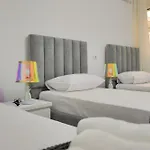 Coastal Dwell Apartament