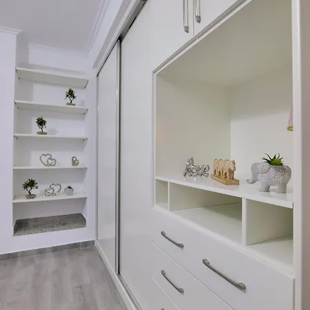 Apartment Coastal Dwell Sarande