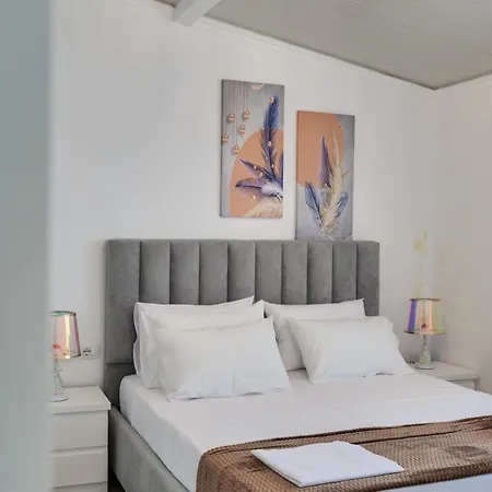 Coastal Dwell *