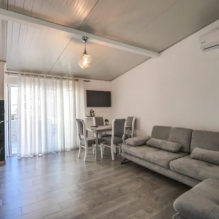 Apartament Coastal Dwell Saranda